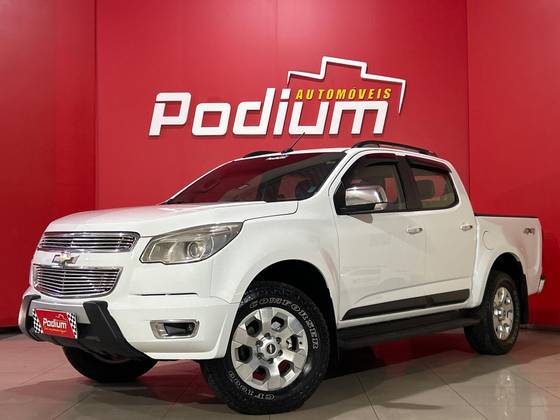 CHEVROLET S10 2.5 LTZ 4X4 CD 16V FLEX 4P MANUAL CHEVROLET S10 2.5 LTZ 4X4 CD 16V FLEX 4P MANUAL
